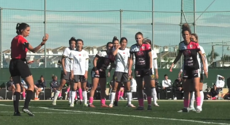  唐佳麗梅開二度、邵子欽破門，中國女足3-2擊敗Alhama俱樂部女足