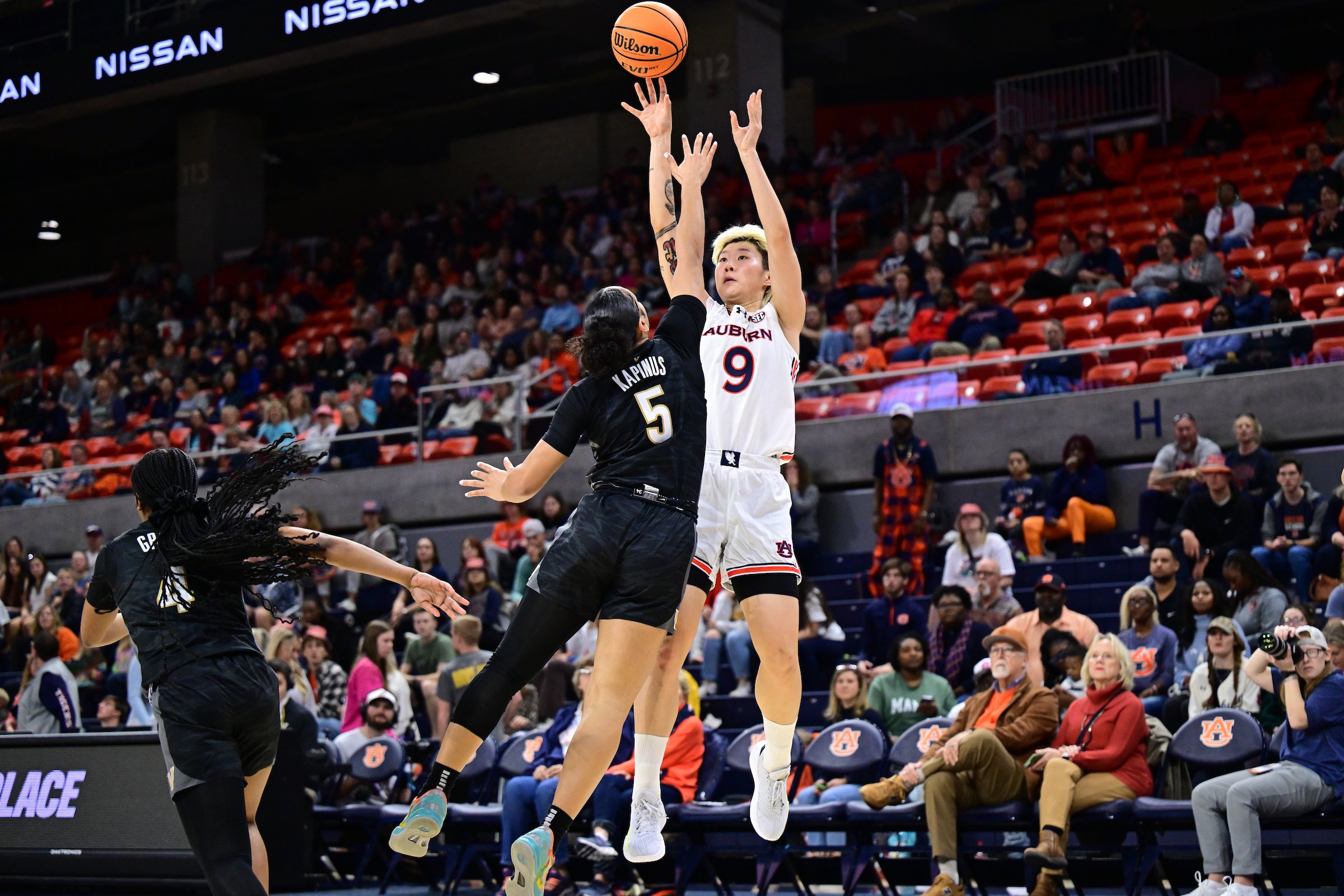  征戰(zhàn)NCAA！鄧雨婷：不太喜歡被稱為“李夢(mèng)接班人” 未來想進(jìn)WNBA